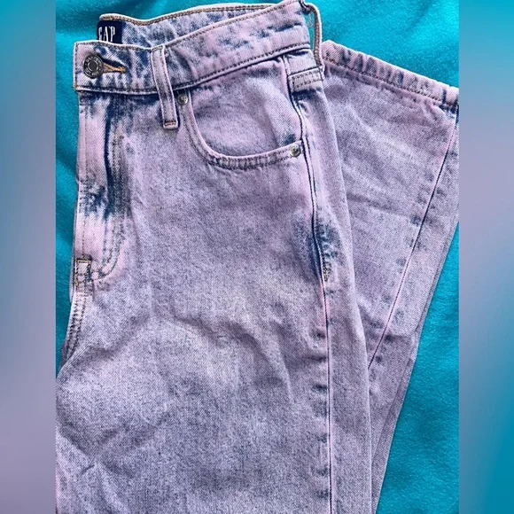 Mom Jeans - Picture 3 of 3